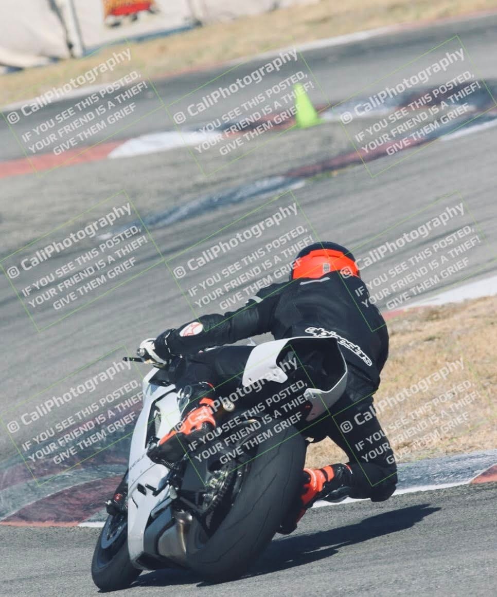 2021 Ducati Panigale V2 photo 21